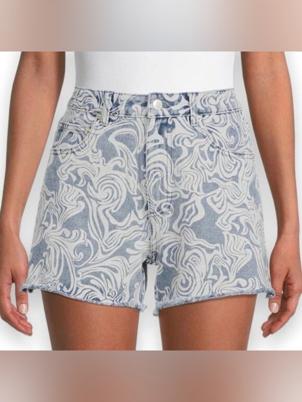 No Boundaries Printed Denim Women's Shorts - Light Blue Swirl Pattern